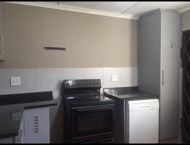 4 BEDROOM HOUSE FOR SALE IN NORTHDENE